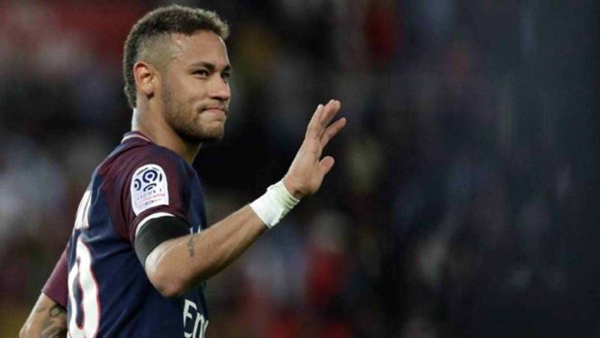 5-Neymar: Fubolista brasileño del PSG ((90 millones de dólares).