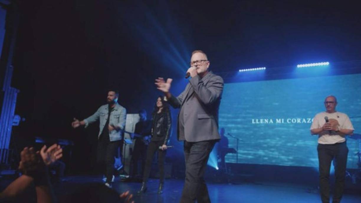 Witt es quizá el cantante de música cristiana de mayor renombre y recorrido en la historia moderna. Ha grabado cerca de 36 discos musicales de casi todos los géneros disponibles entre pop, rock, soul, rancheras, boleros, reggaetón, electropop y merengue.