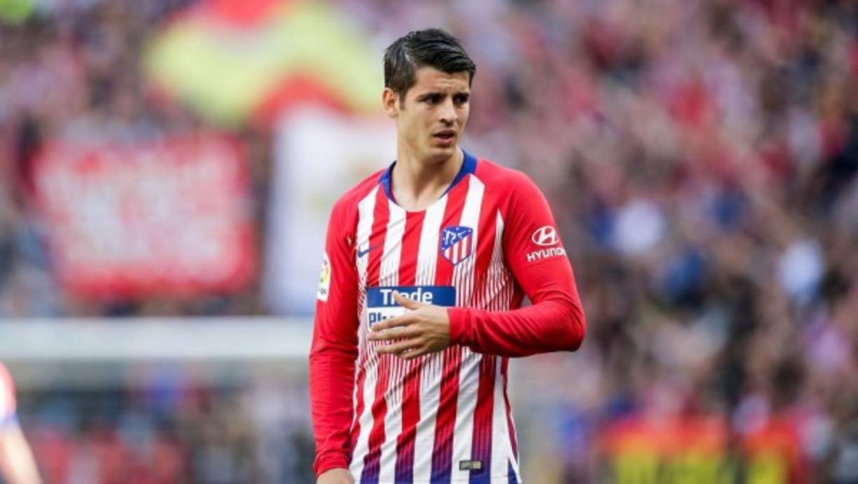 La Juventus sigue en la busca de un delantero. En su lista se ha añadido un nuevo nombre: Álvaro Morata. El futbolista español, que ya militó en Turín, e incluso podría proponerle un trueque de jugadores al Atlético de Madrid, como informa As. Sin embargo, el precio que le pone el equipo rojiblanco es muy alto: 80 millones de euros.