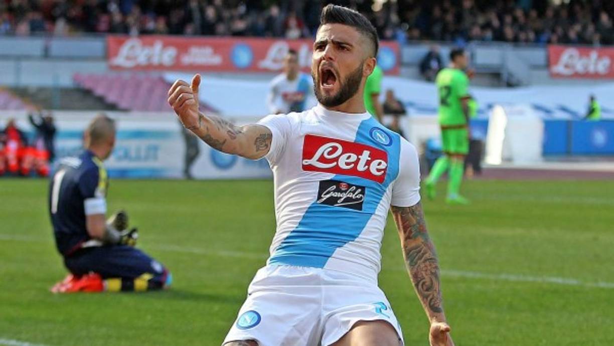El atacante del Napoli, Lorenzo Insigne, ha descartado salir del club. Algunos rumores los habían situado en el Barcelona y aunque el italiano aseguró: 'el Barça es el sueño de todos', no está dispuesto a cambiar de aires. 'Todos sueñan con el Barça pero yo no me muevo', dijo.