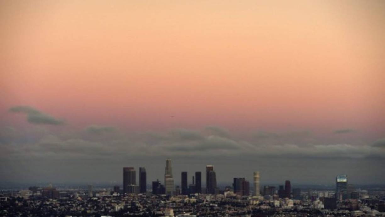 Los Ángeles, California: La placa de hielo que cubre Groenlandia amenaza a toda la costa este de EUA. Si esta se derrite, el deshielo aumentaría el nivel del mar hasta en 7 metros.