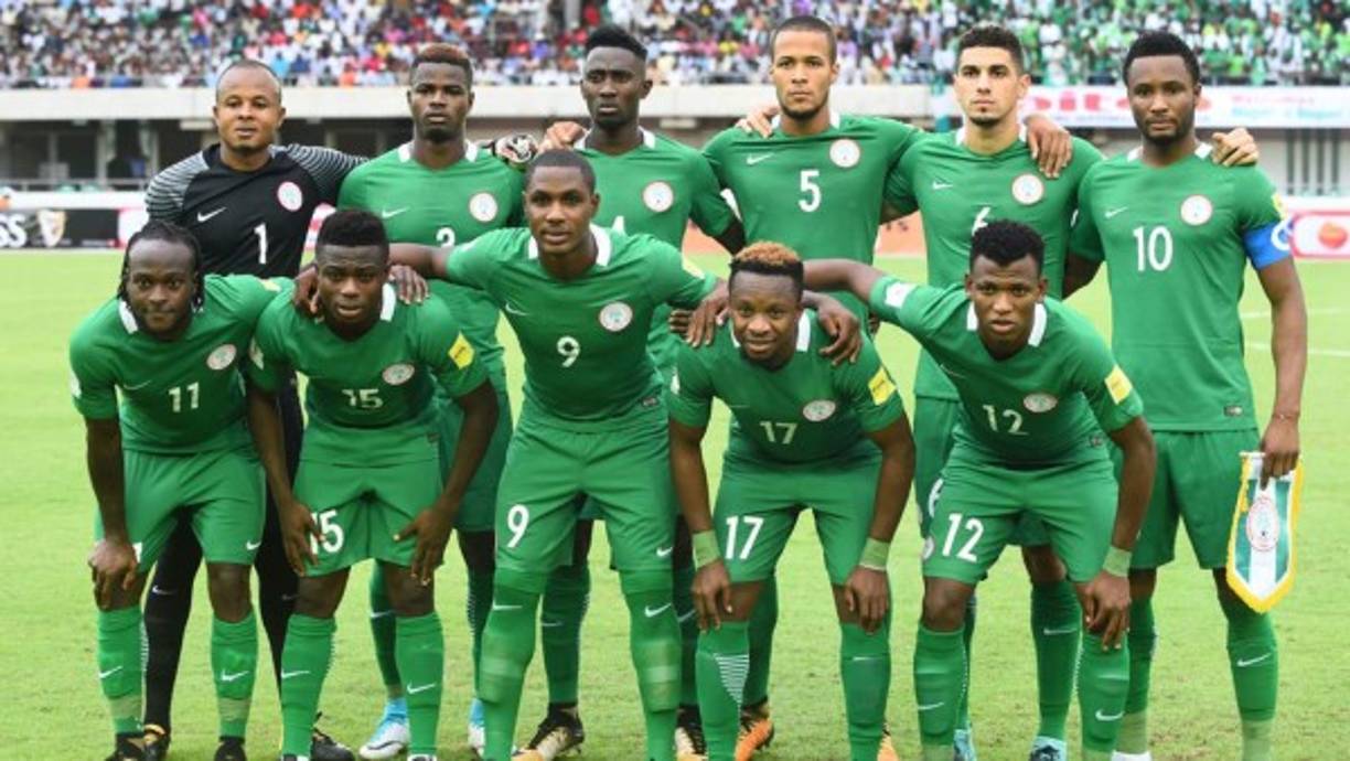 Nigeria: 'Las Águilas Verdes' - Es el apodo elegido para la selección más fuerte de finales del siglo XX en África. También se les llama las Súper Águilas y su primera aparición en una copa del mundo fue en 1994.