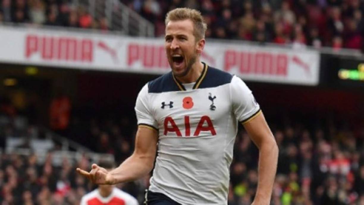 9. Harry Kane,<br/><br/>El atacante inglés Harry Kane, del Tottenham, también fue nombrado en la tercera tanda de aspirantes al Balón de Oro del 2017.