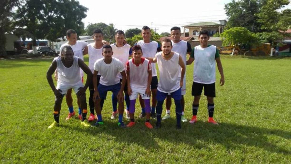 Misael Ruiz fue dado de baja en el Olimpia y ahora estará con el Boca Juniors de la segunda división.