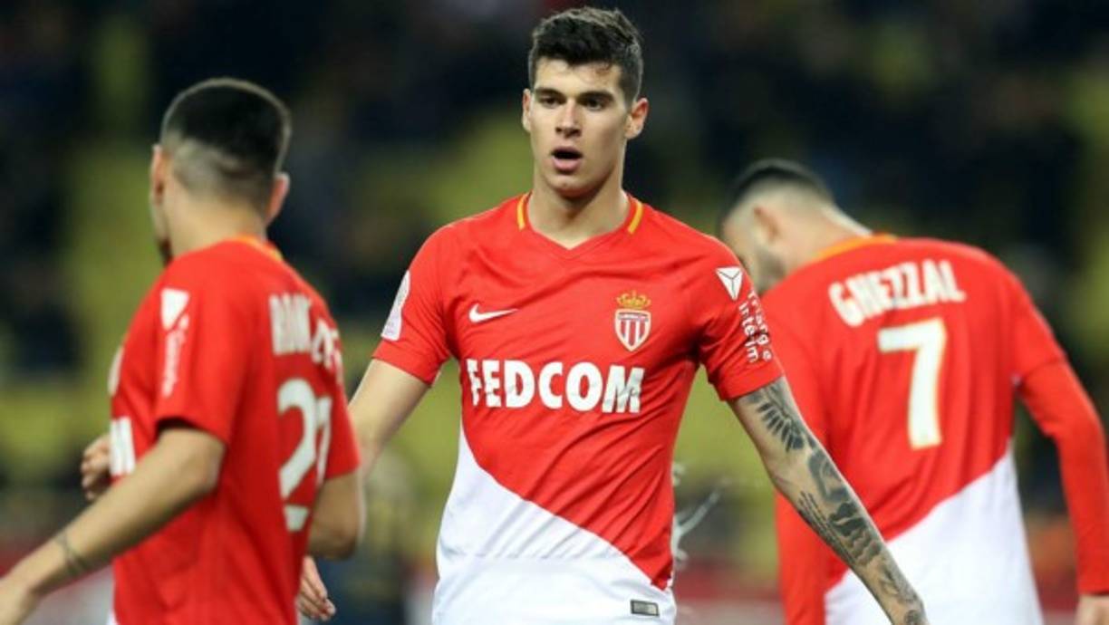 El AC Milan está interesado en el delantero italiano Pietro Pellegri del Mónaco, según apunta Fabrizio Romano. Ambos clubes ya habrían empezado las negociaciones para llegar a un acuerdo. La entidad monegasca dejaría salir al atacante en este mercado de traspasos. Podría regresar a Italia tras irse del Génova hace tres temporadas.