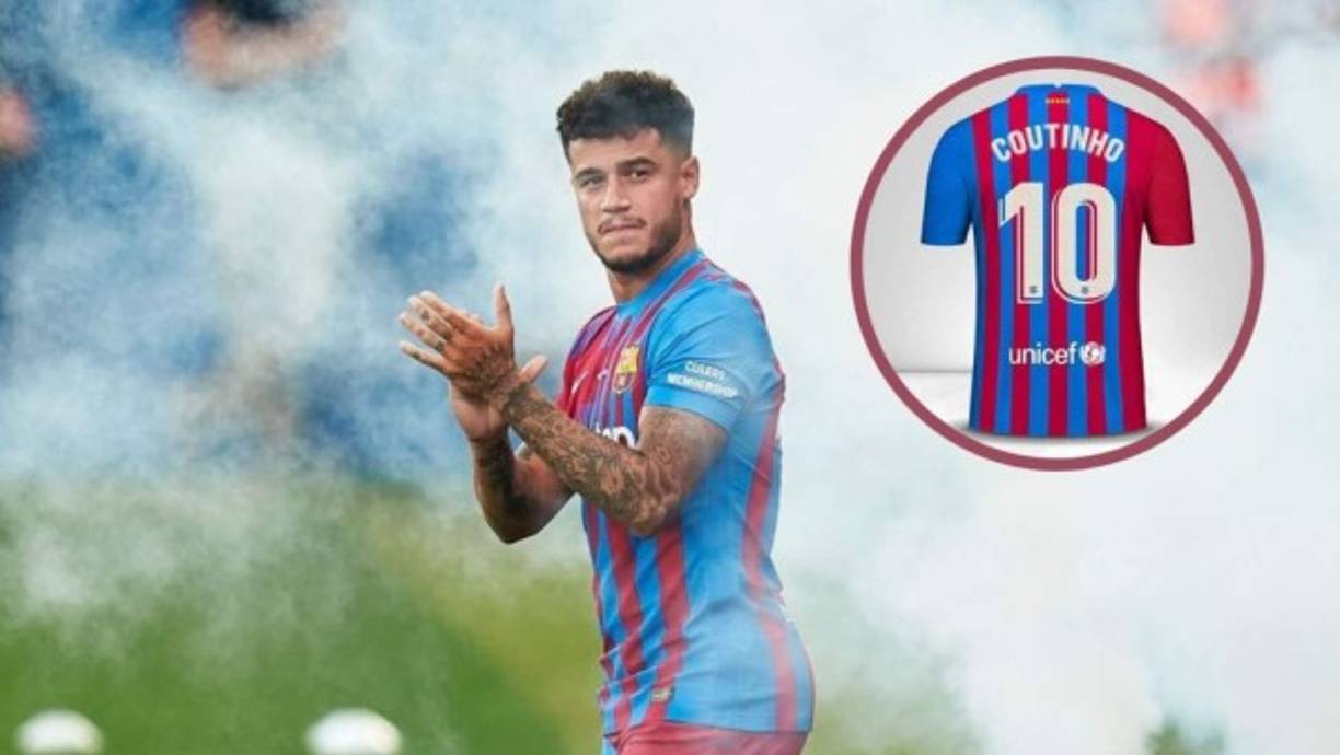 En el FC Barcelona parecen dispuestos a seguir contando con Philippe Coutinho esta temporada, de hecho, diarios españoles informan que el club azulgrana podrían haberle ofrecido el número '10' que dejó vacante Lionel Messi. El centrocampista brasileño tendría una nueva oportunidad en el Camp Nou.
