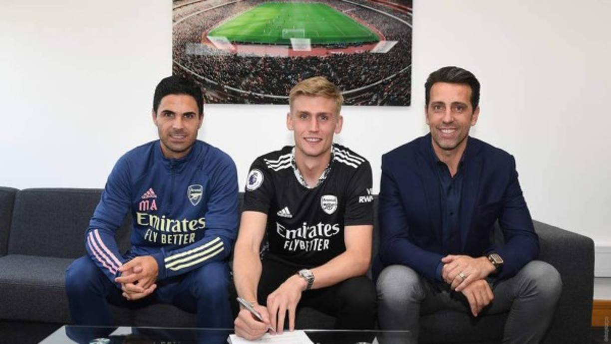 El Arsenal ha fichado al guardameta islandés Rúnar Alex Rúnarsson por 2.000.000 €. Firma hasta junio de 2024 y llega procedente del Dijon de Francia.<br/>
