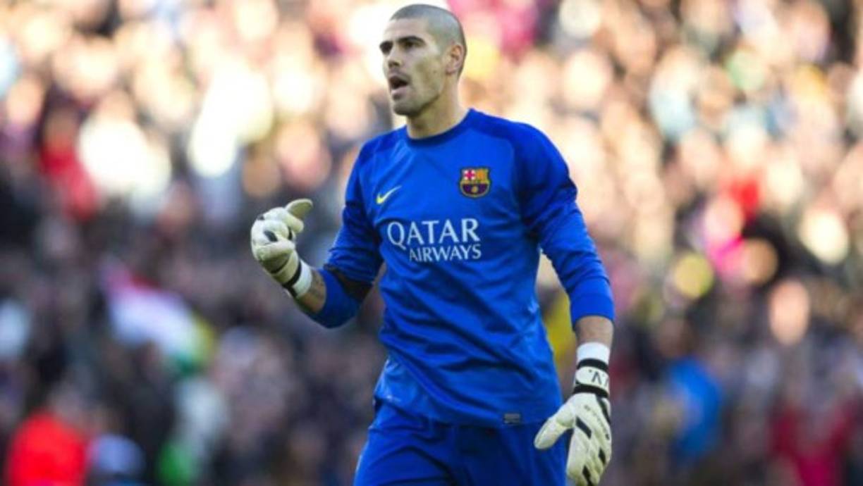 El Barcelona se estaría planteando el regreso de Víctor Valdés. Según SER Catalunya, el exportero, que acaba de sacarse el título de entrenador, regresaría para integrarse a la cantera después de su temporada en el juvenil Moratalaz.