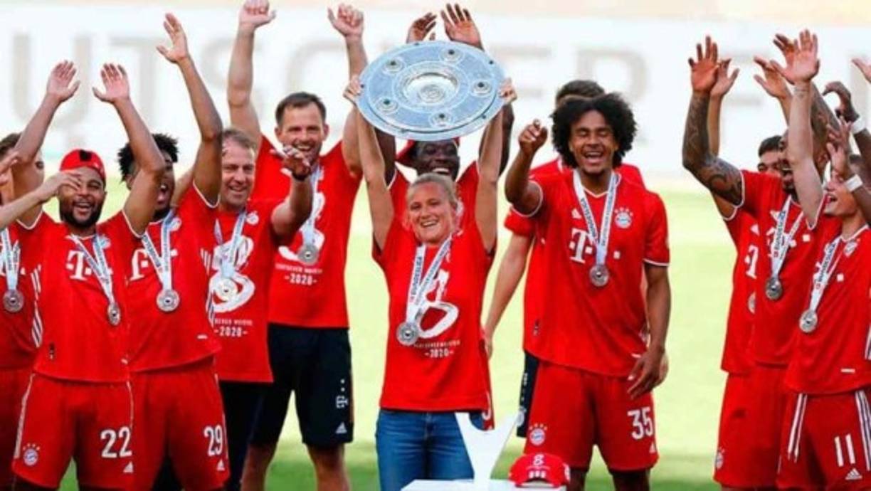 Kathleen combinaba su trabajo en el Bayern femenino en el área logística con sus estudios, luego se convirtió en asistente del director deportivo de aquella época, Christian Nerlinger. Se mantuvo en ese puesto hasta que, en 2012, Matthias Sammer lo sustituyó y Krüger fue promovida a Jefa de Equipo, cargo que mantiene en la actualidad.