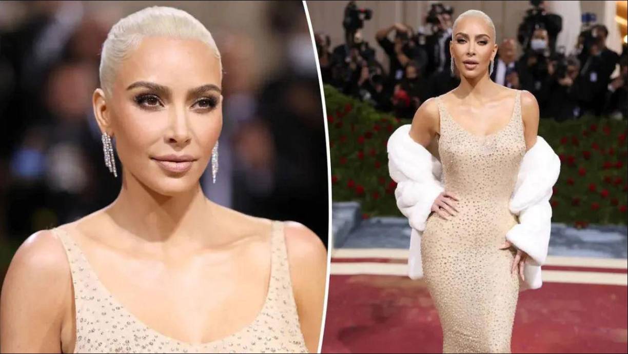 Un coleccionista experto en Marilyn Monroe afirmó que Kim Kardashian infligió un “daño permanente” al vestido que la legendaria actriz usó para cantarle a John F. Kennedy en su cumpleaños número 45, poco antes de su muerte. La estrella de reality show llevó el mismo look a la Met Gala el mes pasado.