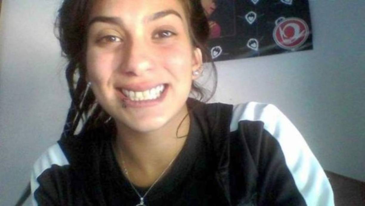 El caso de Lucía Pérez, ocurrido en la localidad bonaerense de Mar del Plata, generó una gran repercusión nacional e internacional hace dos años, después de que la fiscal que originalmente estuvo a cargo de la causa, María Isabel Sánchez, informara que la víctima había sido drogada, violada y 'empalada'.<br/><br/>Imagen tomada de https://www.diario4v.com