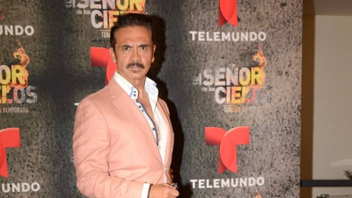 El actor mexicano Tomás Goros se encuentra hospitalizado en la Ciudad de México, tras dar positivo al covid-19.