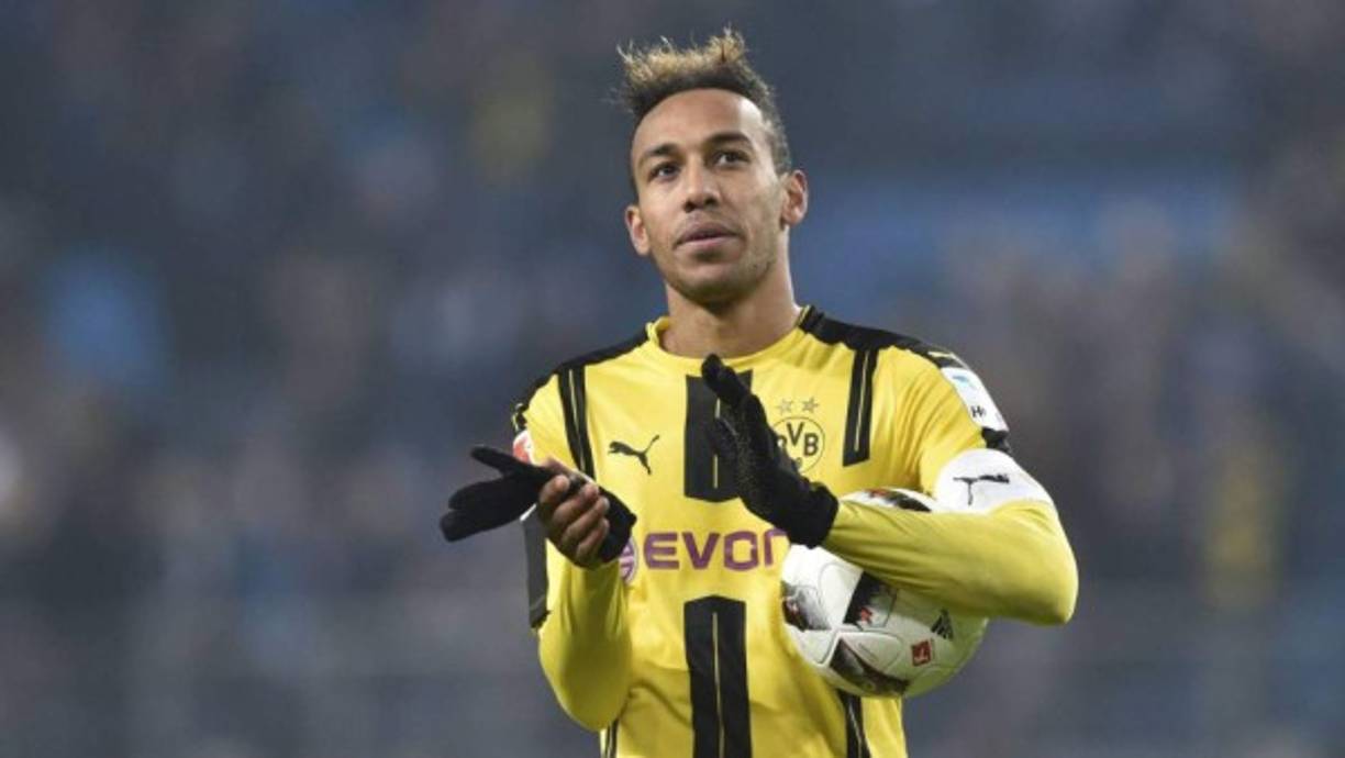 Aubameyang tiene casi cerrado su fichaje por el PSG. Así de contundente lo afirma el 'Bild' alemán, que asegura que el delantero se ha reunido varias veces con el director deportivo de los parisinos, Patrick Kluivert