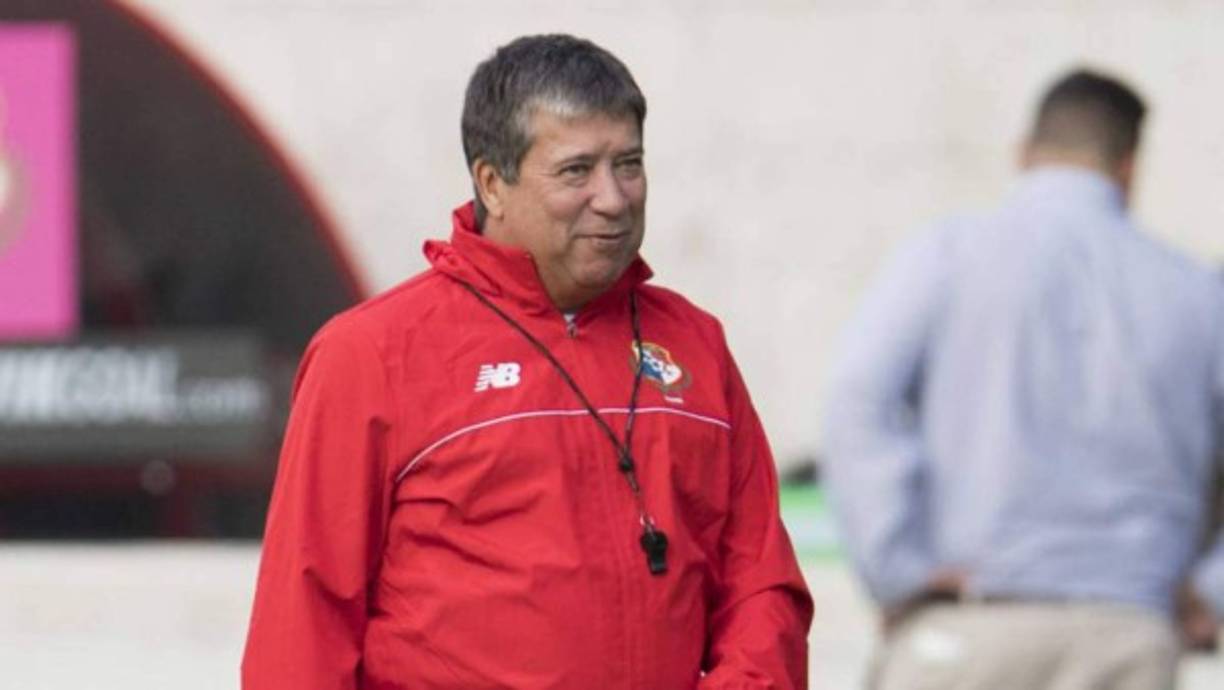El colombiano Hernán 'El Bolillo' Gómez es uno de los candidatos para entrenar a la Bicolor después de dirigir a Panamá en el Mundial de Rusia 2018.