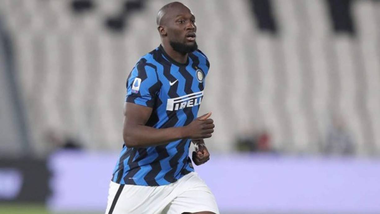 Romelu Lukaku ya está en Londres para firmar su contrato con el Chelsea. El delantero belga llegó a Inglaterra, concretamente al aeropuerto Biggin Hill. Parece que la novela está muy cerca de llegar a su fin. El atacante del Inter de Milán está más cerca que nunca de oficializar su llegada al campeón de Europa.