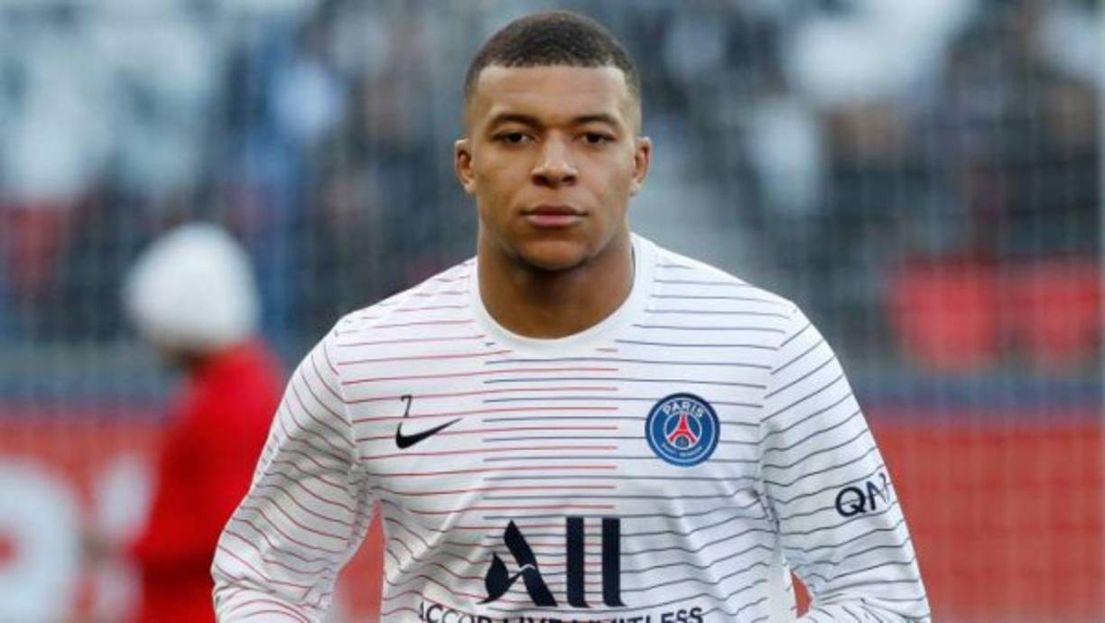 Kylian Mbappé: El crack francés es otro que aparece en la lista como posible reemplazo de Messi en el Barcelona.