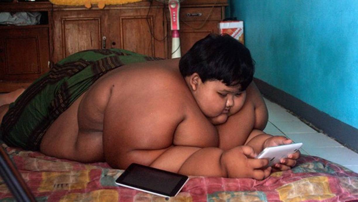 Arya tenía un desorden alimenticio, su apetito era voraz por lo que incrementó su peso hasta el riesgo de perder la vida.