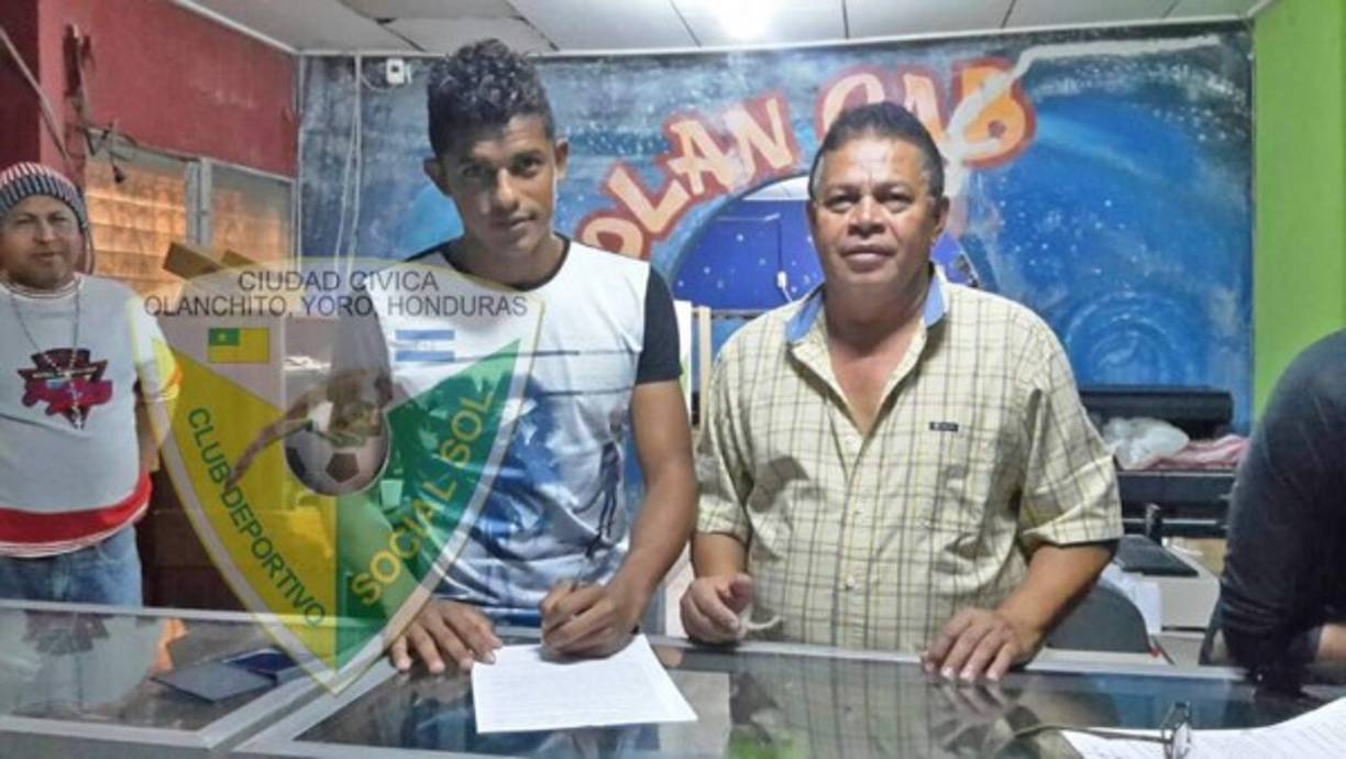 Romario Cavachuela: El mediocampista milita en el Social Sol.
