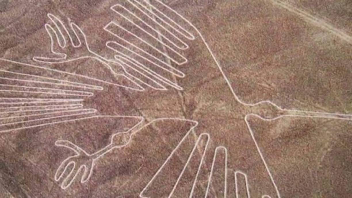 Por ejemplo, las líneas de Nazca.