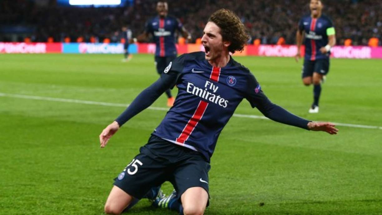 Juventus' French midfielder Adrien Rabiot reacts during the UEFA Champions League Group D football match Juventus vs Lokomotiv Moscow on October 22, 2019 at the Juventus stadium in Turin. (Photo by Marco Bertorello / AFP) (Photo by MARCO BERTORELLO/AFP via Getty Images)