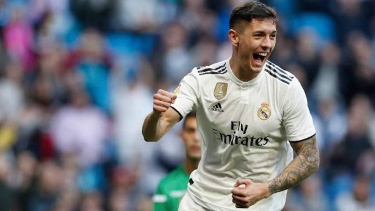 El Real Madrid ha realizado su primera venta oficial. El conjunto merengue ha comunicado que ha llegado a un acuerdo con el Valladolid para venderles al central madrileño Javi Sánchez, quien estaba cedido en el equipo pucelano esta temporada pero finalmente han decidido quedárselo a título propio ya que ha tenido una actuación muy destacada en el cuadro blanquivioleta.
