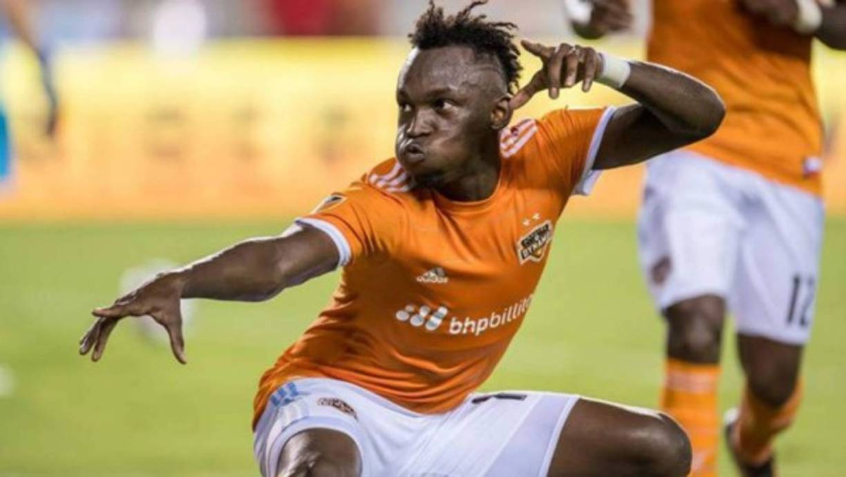 Albeth Elis llegó desde el 2016 al Houston Dynamo de la MLS y el club estadounidense ha rechazado varias ofertas por sus servicios. Será en junio o a finales del 2020 que Elis pueda ir a Europa, una meta que él se ha propuesto y que espera lograr a pesar de las trabas que el Dynamo ha puesto en algunas ocasiones.