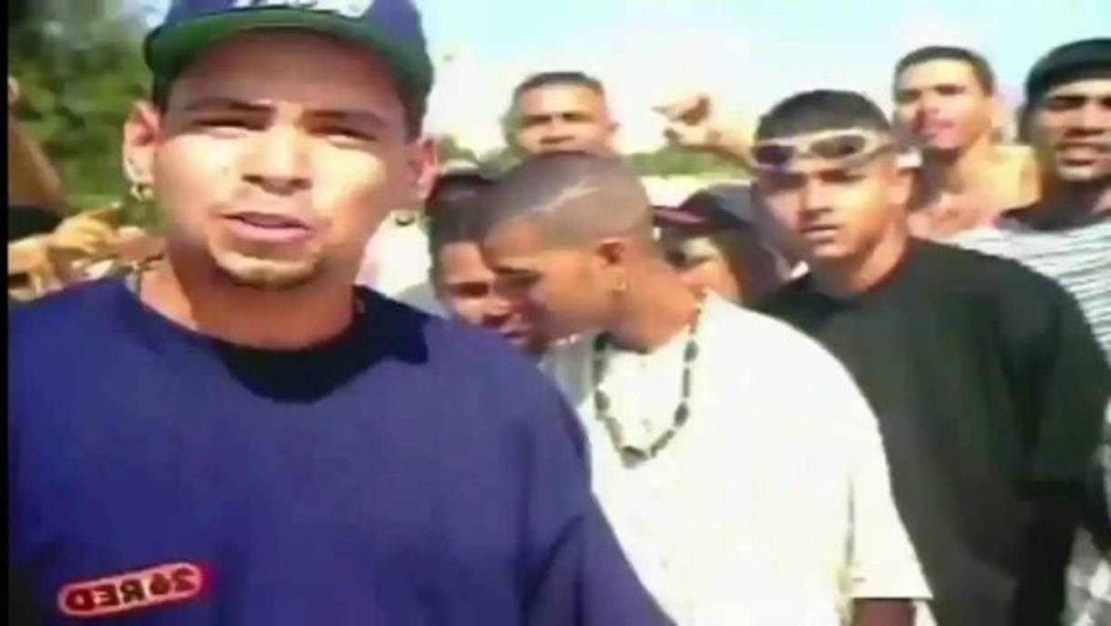 Ricardo Che García Ortiz más conocido como 'Don Chezina' regresa a la música urbana con Wisin en la canción '3g'.