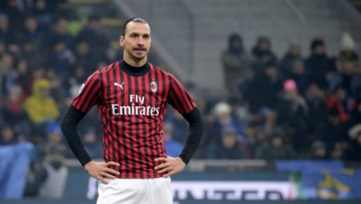 Zlatan Ibrahimovic, según el Corriere dello Sport, está dispuesto a seguir en el AC Milan, pero no a cualquier precio. El delantero sueco ha pedido seis millones de euros al club milanista para seguir otra temporada más goleando sen San Siro.