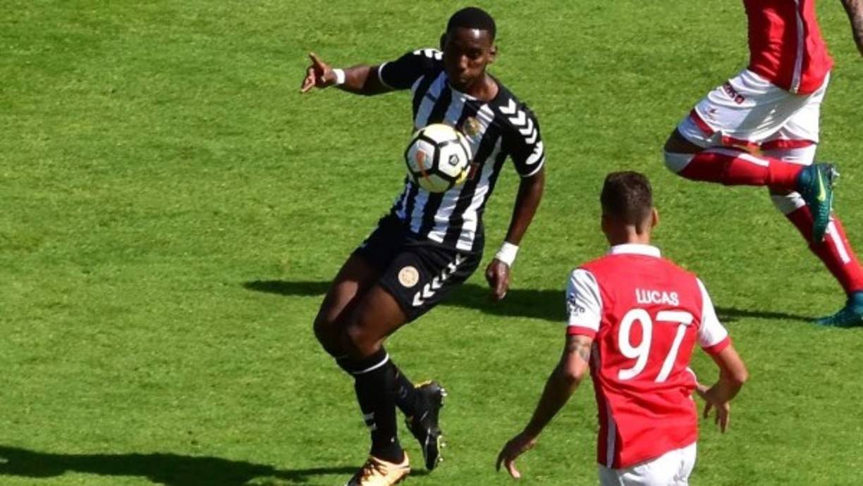 Bryan Róchez puede ser otra opción en la delantera de Honduras. Tiene 22 años y juega en el Nacional de Portugal.