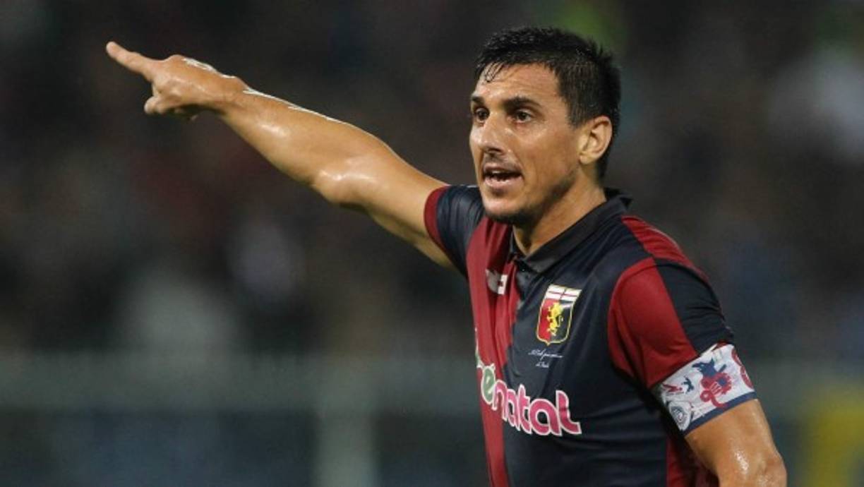 El central argentino Nicolás Burdisso ya habría llegado a un acuerdo con el Torino, según el reconocido periodista Gianluca Di Marzio. El ex de Génova y Roma firmaría por un año.