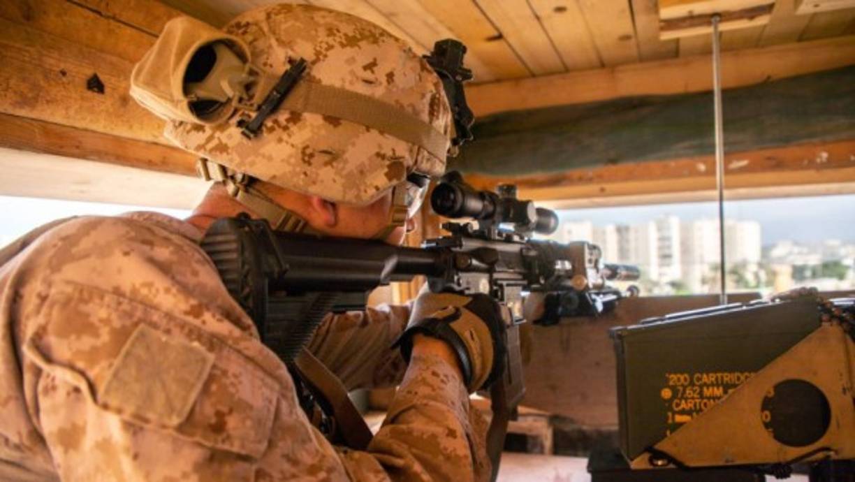 'Estados Unidos acaba de invertir dos billones de dólares en equipo militar. ¡Somos los más grandes y, con mucho, los MEJORES del mundo! Si Irán ataca una base estadounidense, o cualquier estadounidense, usaremos estos nuevos hermosos equipos, ¡sin dudarlo!', escribió el mandatario en Twiter.