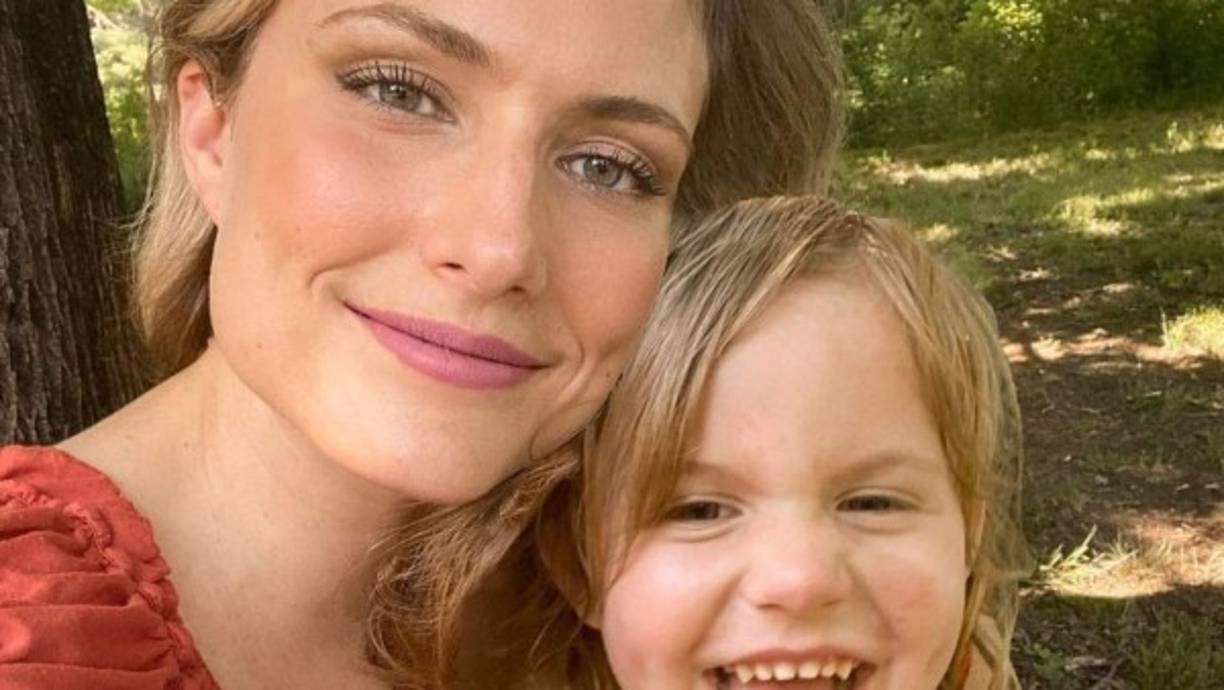 'Bella por dentro y por fuera, Emily tenía una sonrisa contagiosa y un espíritu amable y compasivo', decía su obituario en línea.