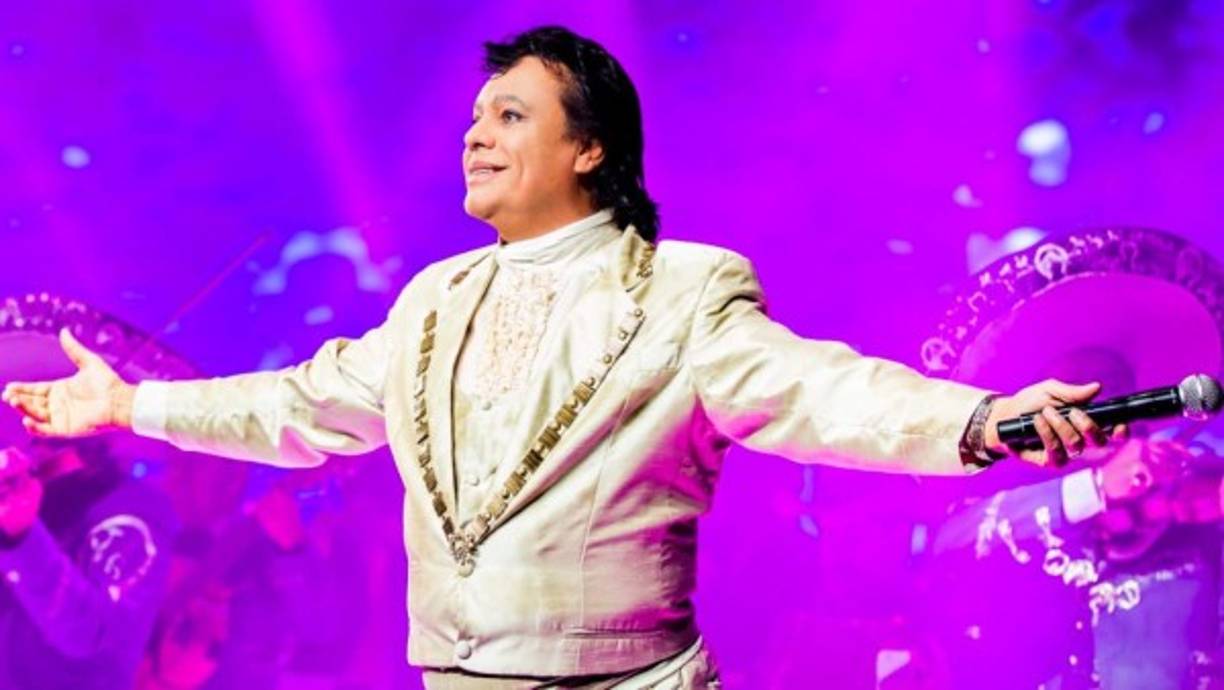 'Era un hombre libre que estaba buscando superarse y crecer espiritualmente, conocía sus debilidades pero siempre quiso alegrar a los demás y vivir feliz, por ello compuso canciones maravillosas', cuenta a Efe Verdaguer.<br/><br/>El 28 de agosto del 2016 Juan Gabriel falleció en Santa Mónica, California, a los 66 años a causa de un paro cardíaco, dejando un legado inmenso en la música mexicana y un espacio imposible de llenar. Todavía hoy hay quien cree que sigue vivo y reaparecerá en cualquier momento.<br/>