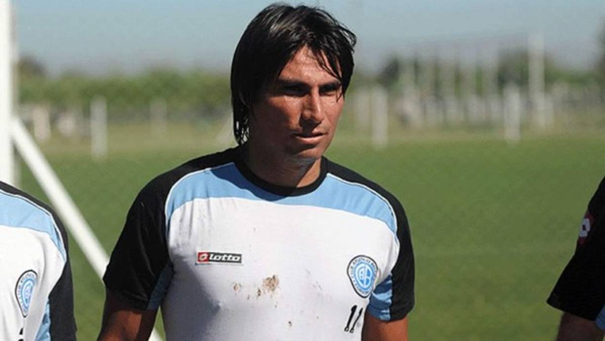 César 'El Hacha' Mansanelli: Un jugador durísimo dentro de la cancha. Difícil de pasar. Referente en el Belgrano de Córdoba que mandó a River Plate a jugar la segunda división en 2011.