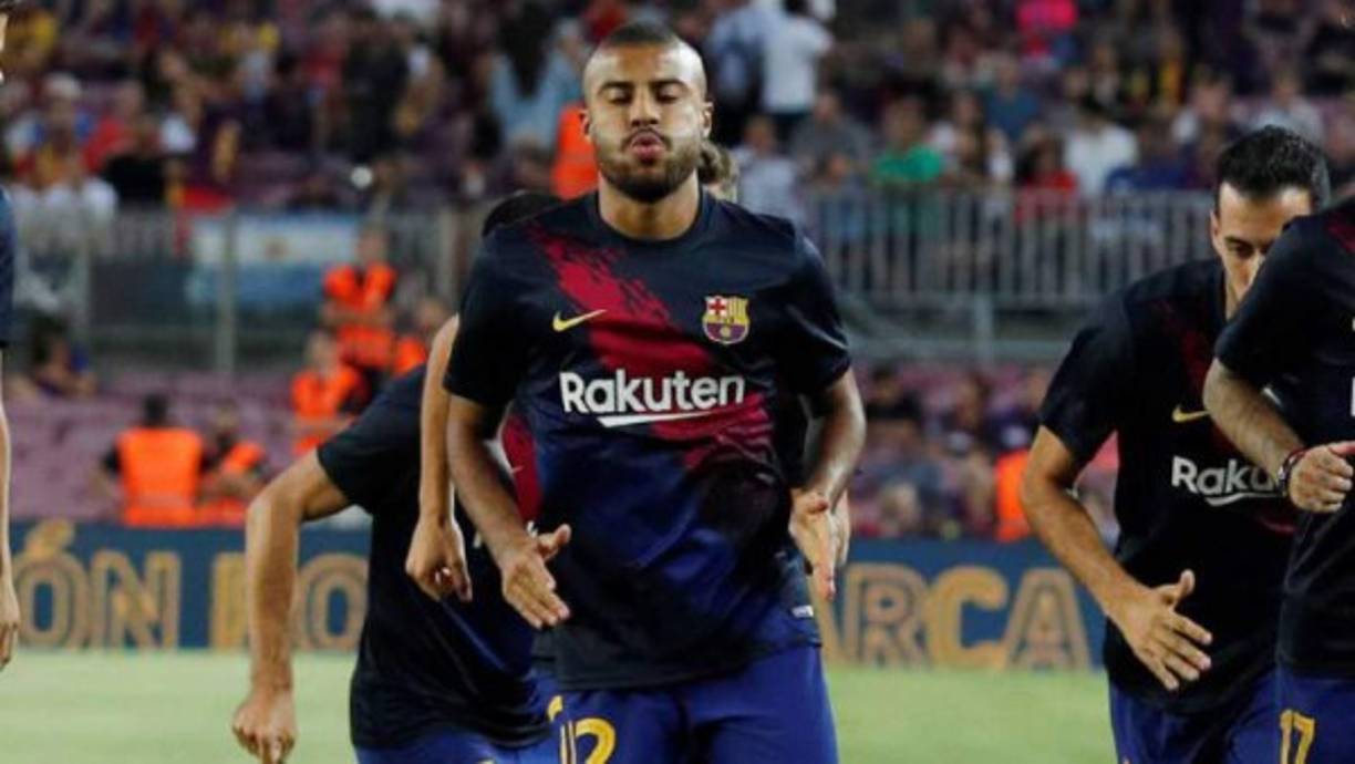 OFICIAL: El Barcelona anunció la salida de Rafinha rumbo al PSG. El volante llega gratis al cuadro francés.