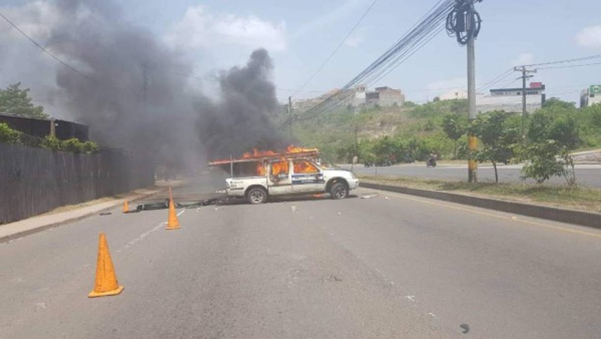 El paro parcial inició en varias ciudades del país, entre ellas Tegucigalpa, la capital, y San Pedro Sula, la segunda más importante, hacia las 08:00 hora local.