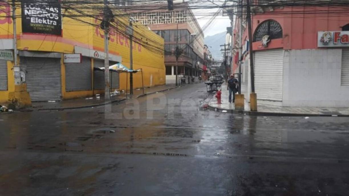Con relativa calma ha comenzado el día en San Pedro Sula, a pocas horas del sece de toque de queda por hoy.