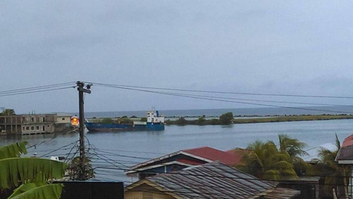Guanaja está también en peligro por el paso de la tormenta.<br/>