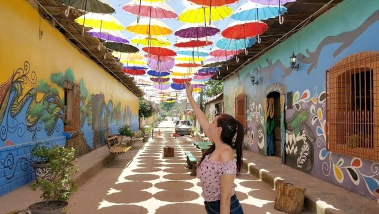 El Centro Histórico Colonial mejor conservado y restaurado de Honduras. Pasar la Semana Santa en Comayagua es tener un reencuentro con la fe y la religión, dentro de un casco histórico muy bien preservado.