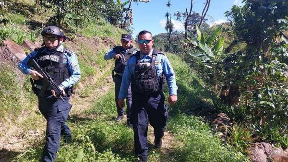 La policía acorraló a Jorge Alberto Pavón en la aldea Las Tunas, en las montañas de Danlí, El Paraíso.