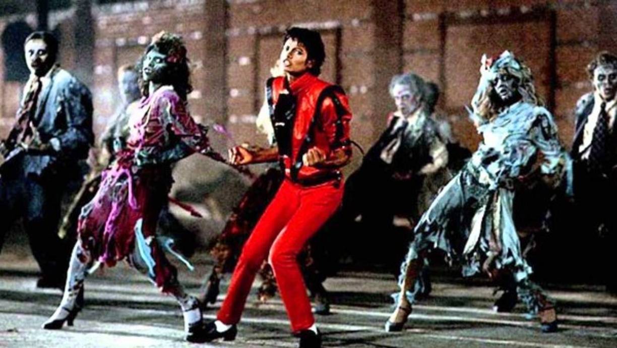 9. Tras recibir ocho premios Grammy por Thriller, todavía acompañó Michael Jackson a sus hermanos en los conciertos promocionales del penúltimo álbum de la banda, Victory (1984), así como en la gira final de The Jacksons en 1985.<br/><br/>10. Se casó en secreto con la cantante Lisa Marie Presley en mayo de 1994; el efímero matrimonio terminó a principios de 1996.<br/><br/>11. En noviembre de 1996, Michael Jackson volvió a contraer matrimonio con Debbie Rowe, una enfermera a la que había conocido quince años atrás.