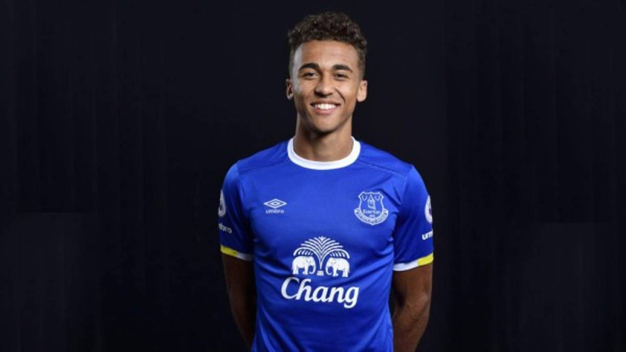 El Everton y Dominic Calvert-Lewin han llegado a un acuerdo para renovar el contrato del joven delantero por cinco temporadas más, hasta 2022. El futbolista, de 20 años, se ha asentado esta campaña en el primer equipo y ya ha disputado diez partidos en todas las competiciones. Llegó a Goodison Park en agosto de 2016 procedente del Sheffield United.