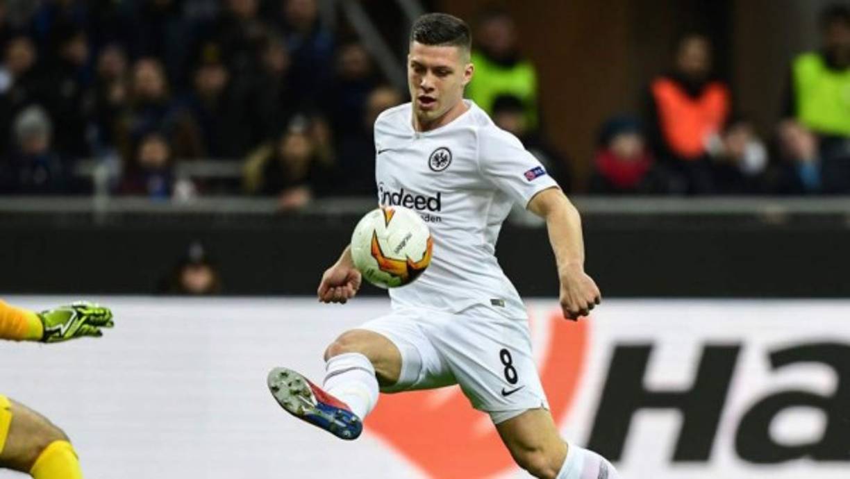 Luka Jovic: El atacante serbio está brillando en el Eintracht Frankfurt de Alemania, suma 25 goles y es el delantero que más interesa en el Real Madrid.