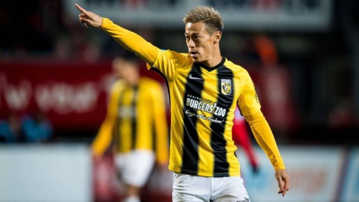 Keisuke Honda puso fin a su contrato con el Vitesse de la Eredivisie de Holanda. El centrocampista japones rescindió su contrato porque no tenia mucho protagonismo en el equipo neerlandés. Solo jugó cuatro partidos en lo que va de temporada, desde ahora ya es un agente libre.