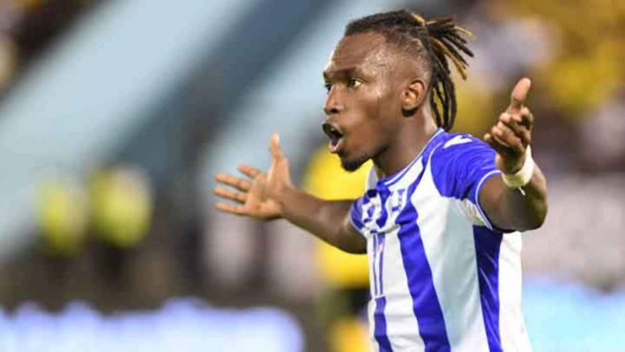 Alberth Elis: Es uno de los delanteros que goza de la confianza de Fabián Coito, milita en el Houston Dynamo (23 años)