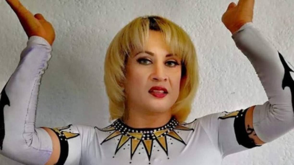 Sin embargo, durante su exitosa trayectoria en el ring, Pasión Kristal tuvo que luchar contra la discriminación y homofobia.