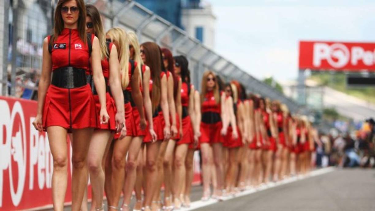 Rusia quiere “chicas guapas” en la parrilla. Lo dijo el Diputado Primer Ministro Dmitry Kozak, máximo responsable del Gran premio que tendrá lugar el 30 de septiembre en Sochi. <br/>