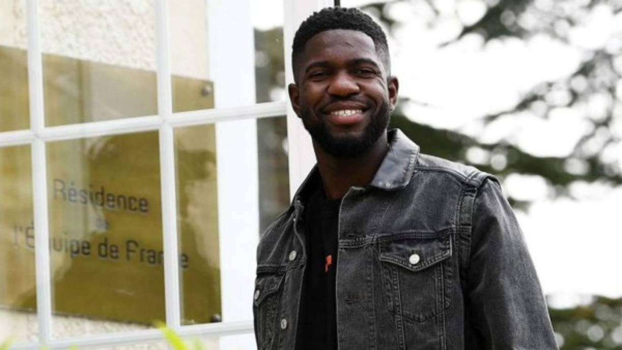 Samuel Umtiti: El defensor francés aparece en la lista de los jugadores que se irán del Barcelona de cara a la próxima campaña. Foto AFP.<br/>