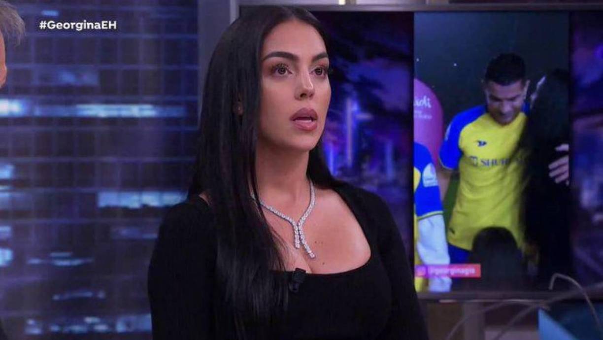 Asimismo destacó: “Le está haciendo brujería fuerte en Portugal para que se agarre las valijas y se vaya”. 