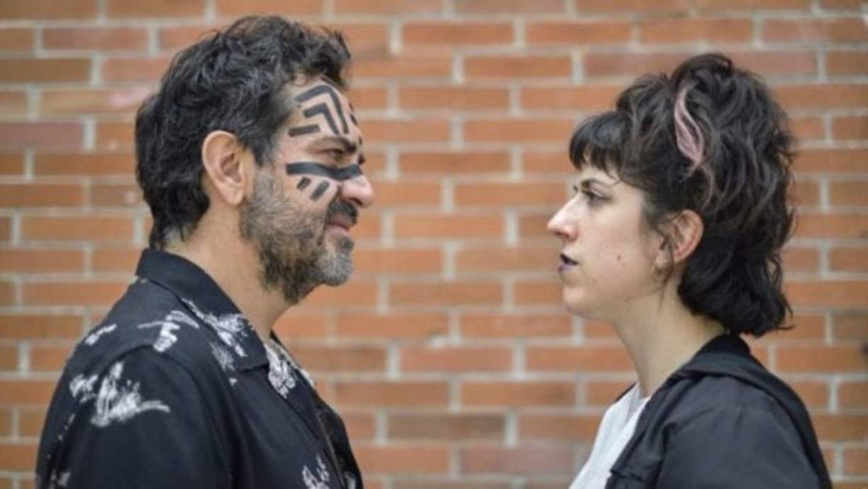 “TODO VA A ESTAR BIEN”, 20 de agosto en Netflix<br/><br/>Dirigida y producida por el actor mexicano Diego Luna, 'Todo va a estar bien' está ambientada en la Ciudad de México y narra la historia de una pareja separada que vive bajo el mismo techo por el bien de su hija. Tragicomedia satírica sobre lo que significa ser buenos padres y cónyuges hoy que cuestiona la idea de la pareja perfecta, el amor romántico, la creación de una familia y la consolidación de todas las expectativas generadas en una época marcada por cambios muy profundos.<br/>